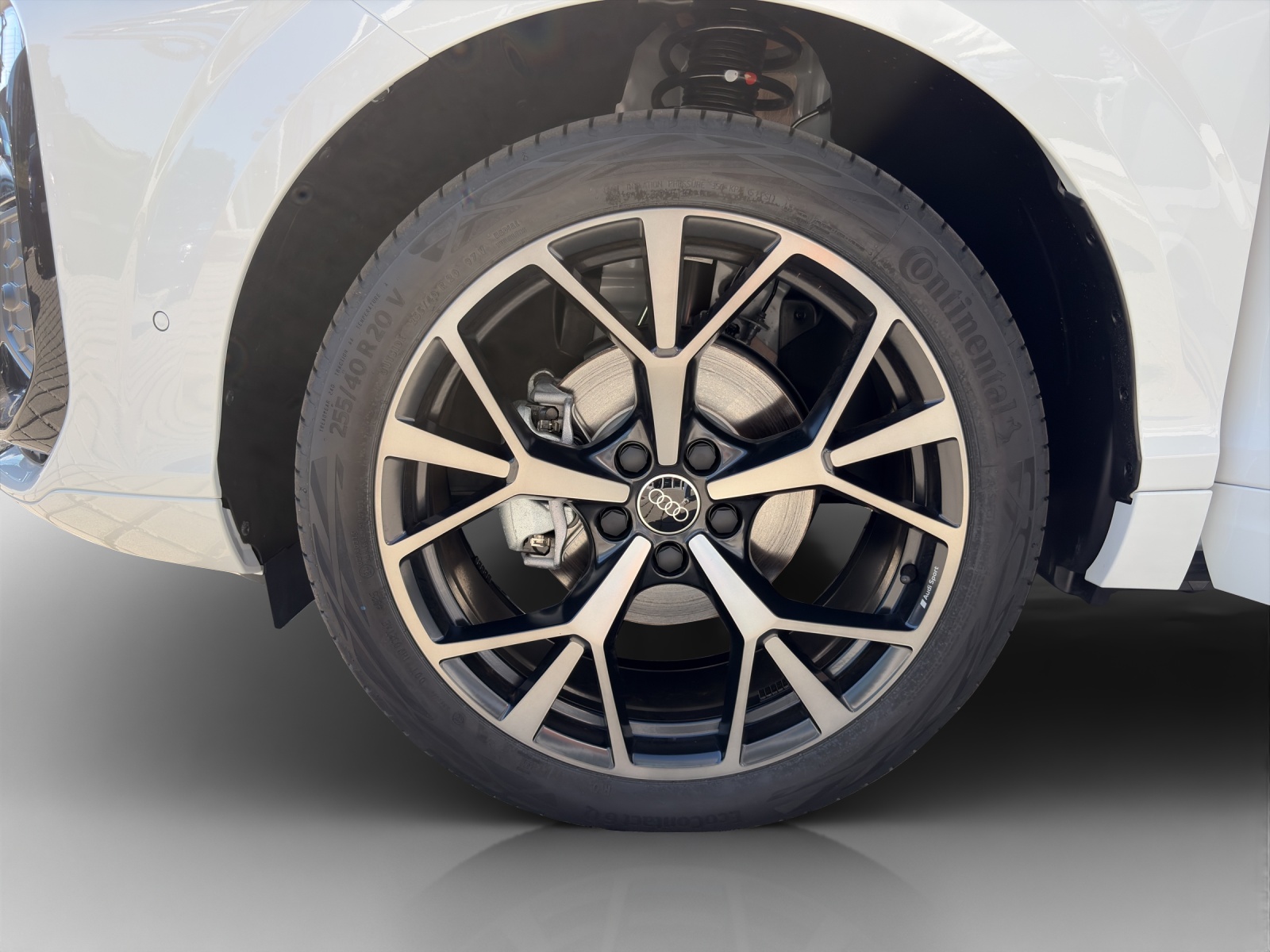AUDI Q3 SUV 110 kW TFSI S tronic-image-15