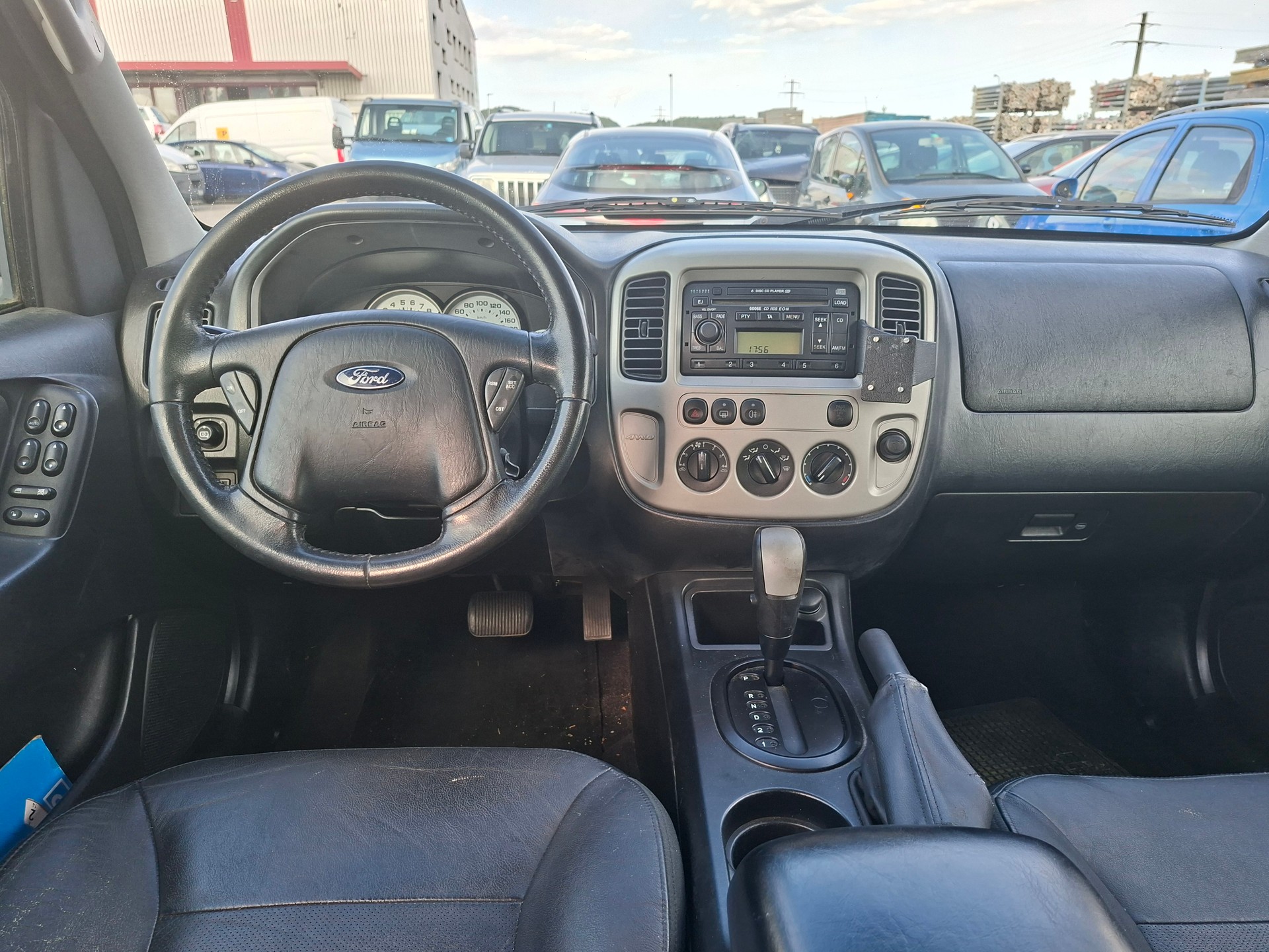 FORD Maverick 3.0 24V Executive-image-9