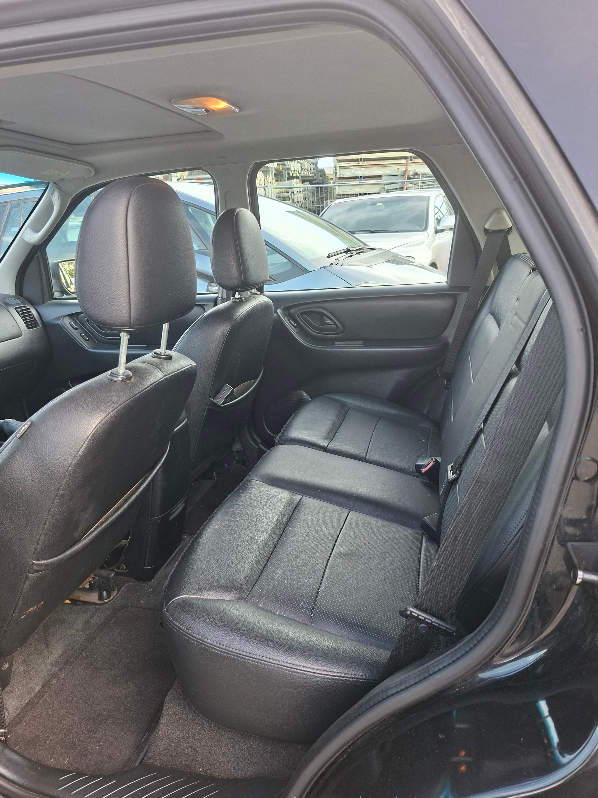 FORD Maverick 3.0 24V Executive-image-8