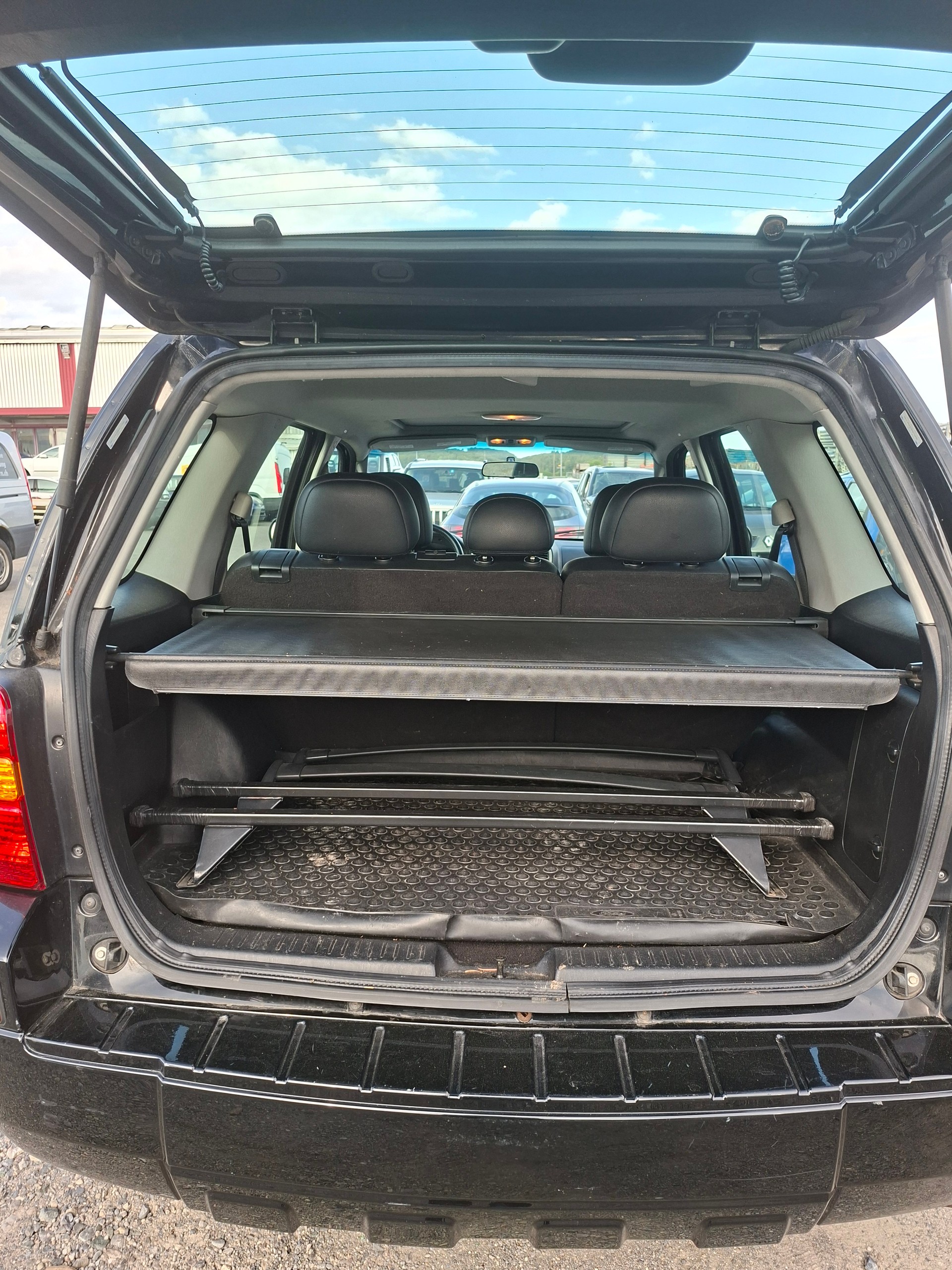FORD Maverick 3.0 24V Executive-image-4