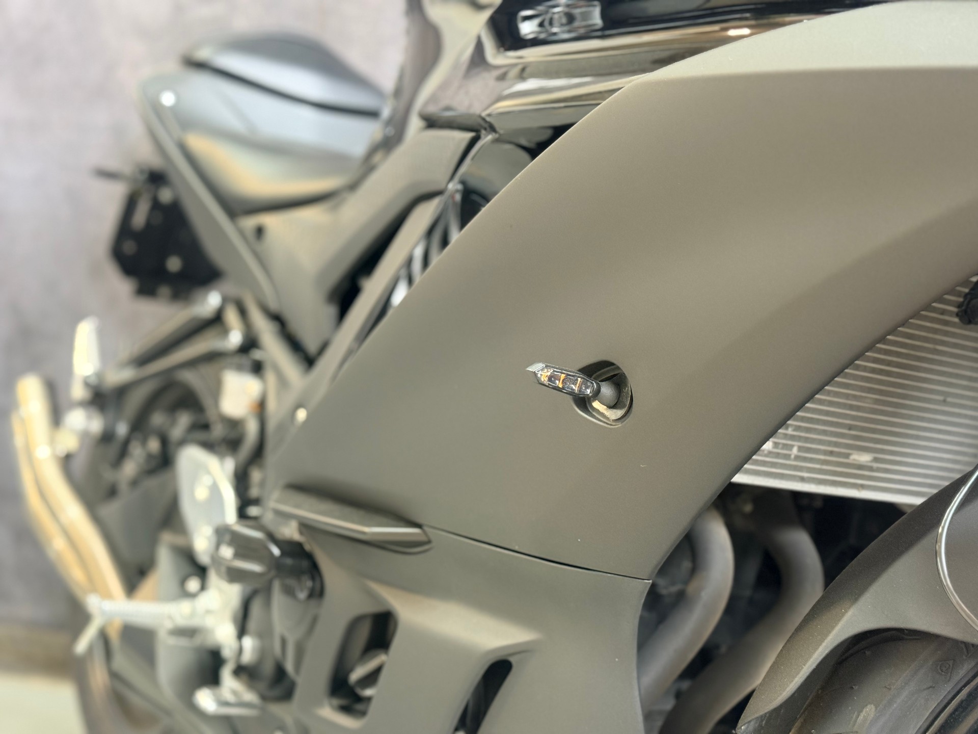 YAMAHA YZF-R3 ABS-image-5