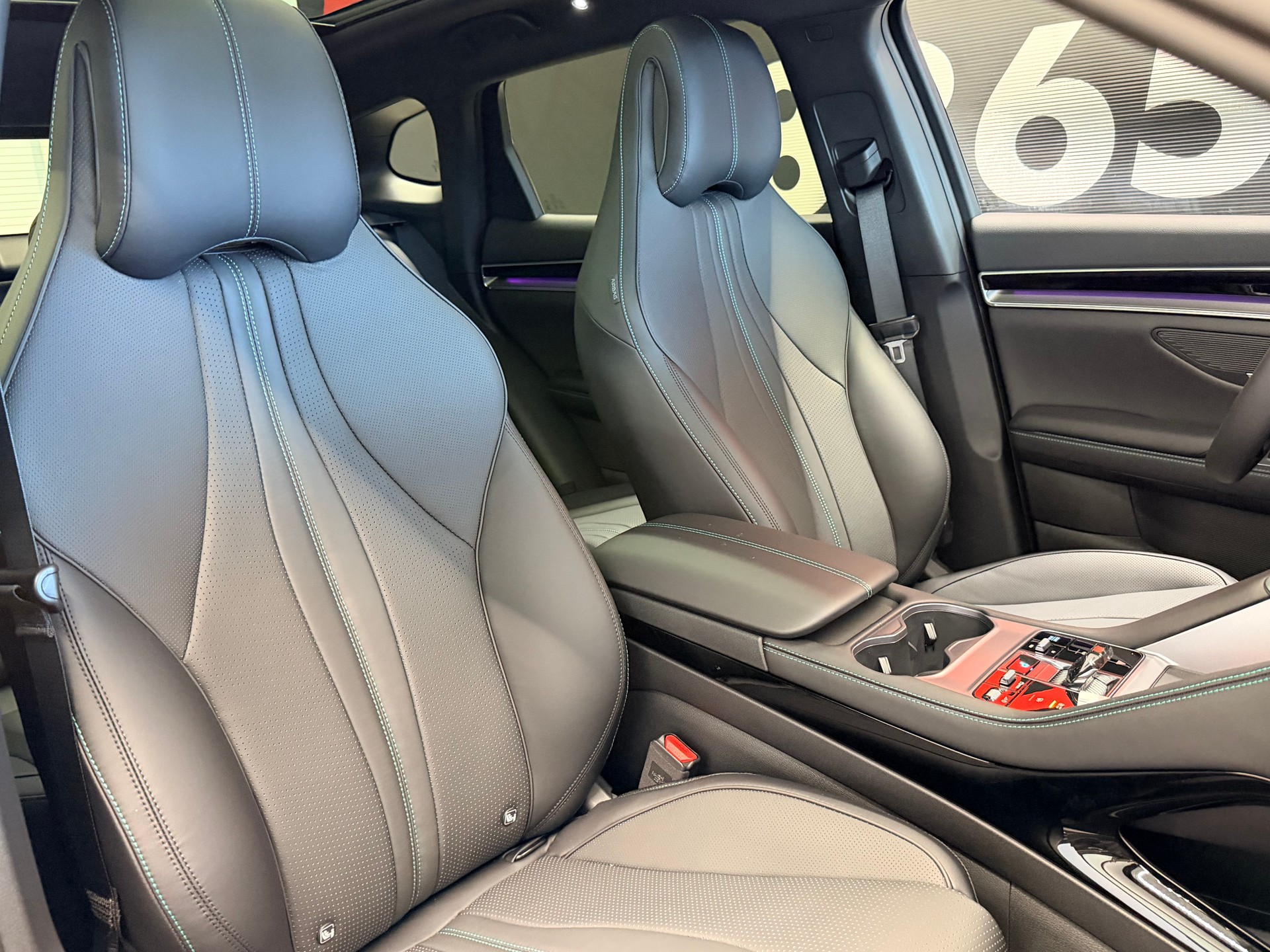 BYD Seal U DM-i Design AWD-image-20