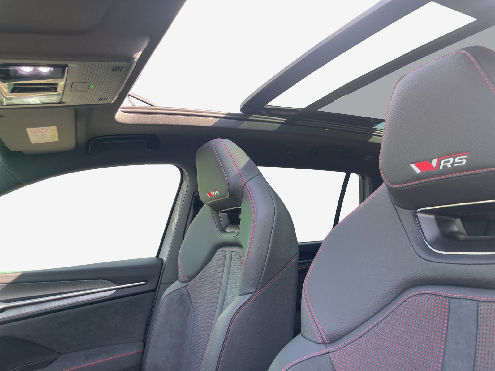 SKODA Kodiaq 2.0 TSI RS 4x4-image-13