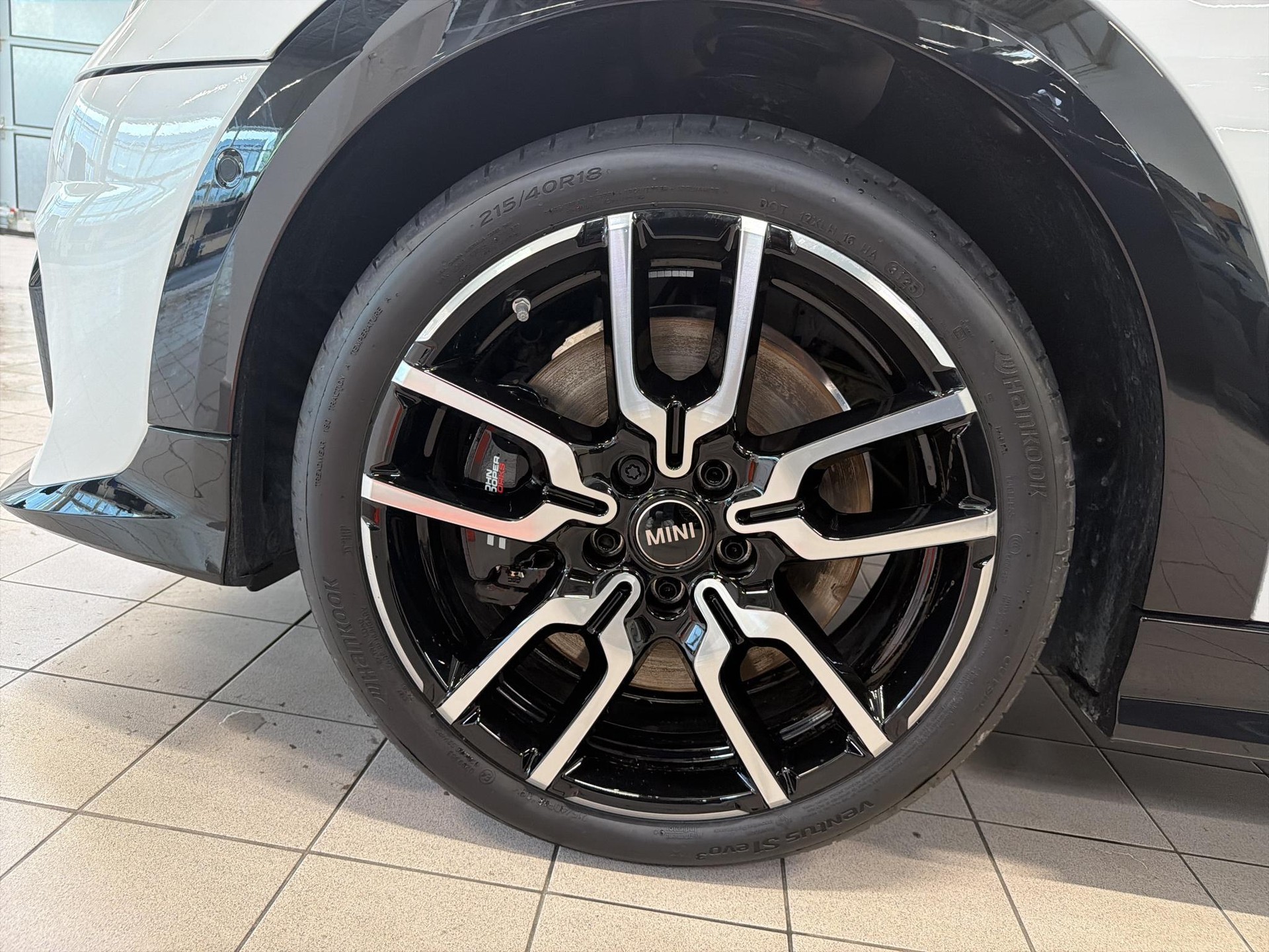 MINI Cooper 5 door S-image-9