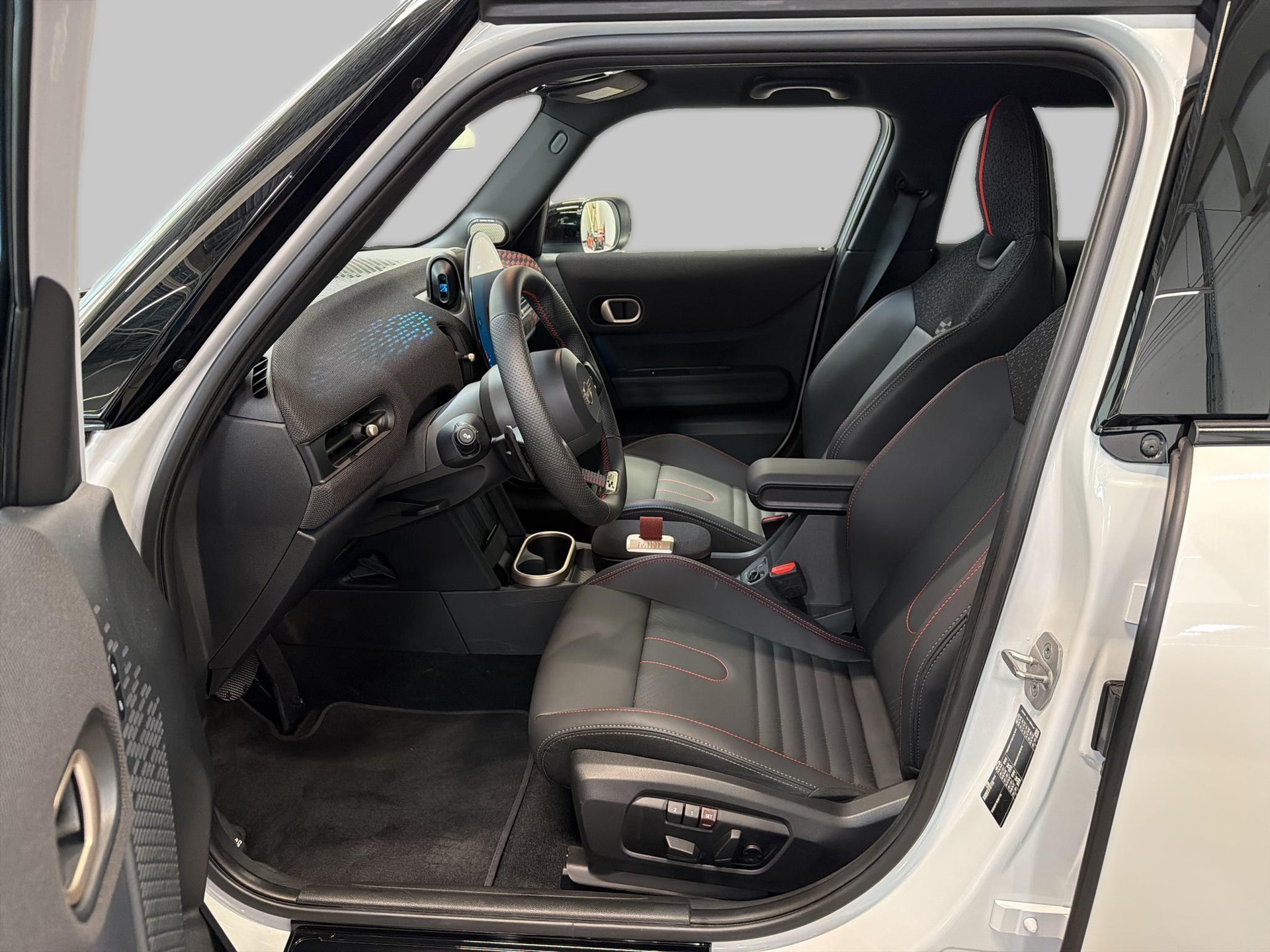MINI Cooper 5 door S-image-13