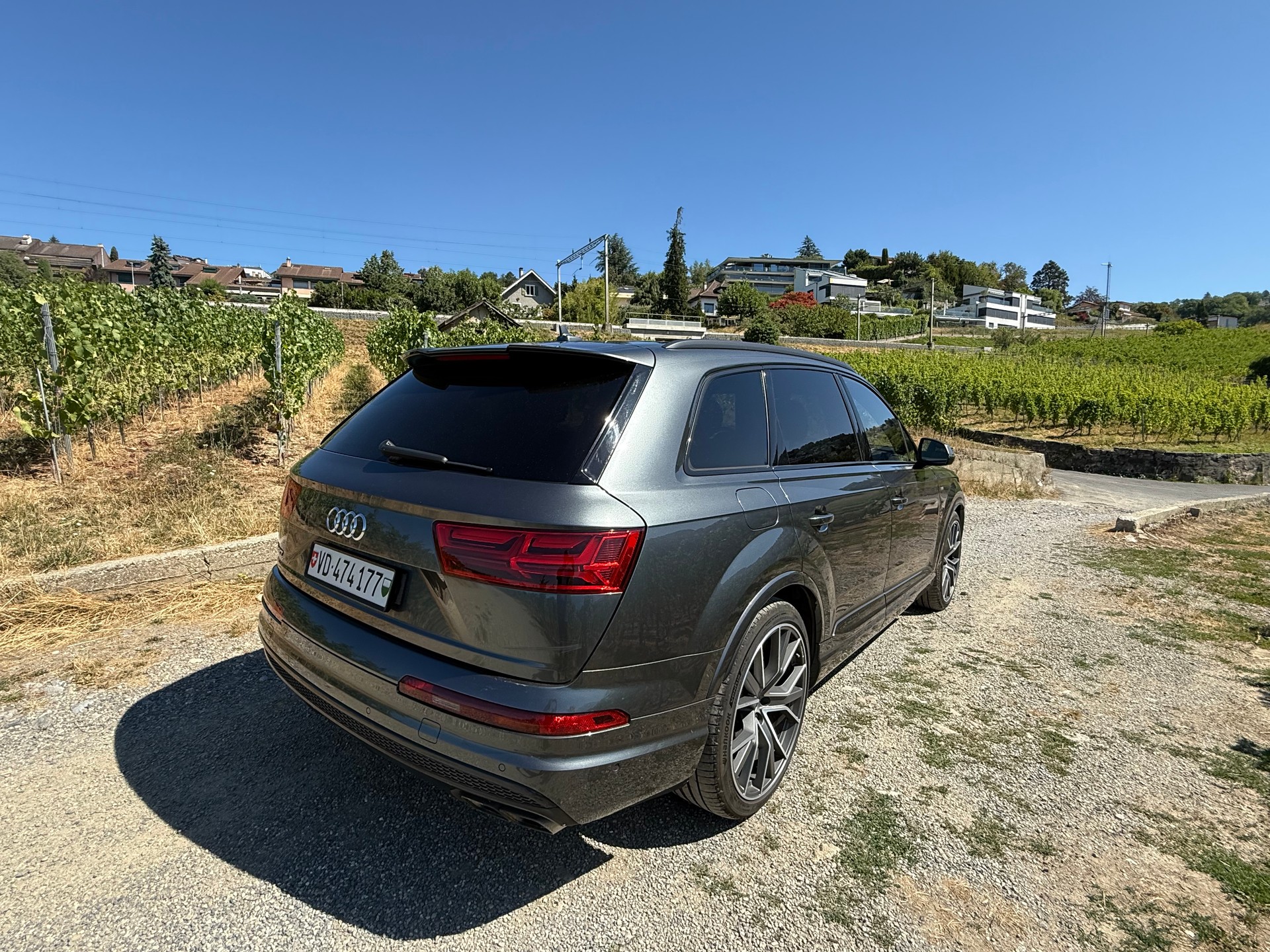 AUDI 4.0 V8 TDI quattro T-Tronic-image-2