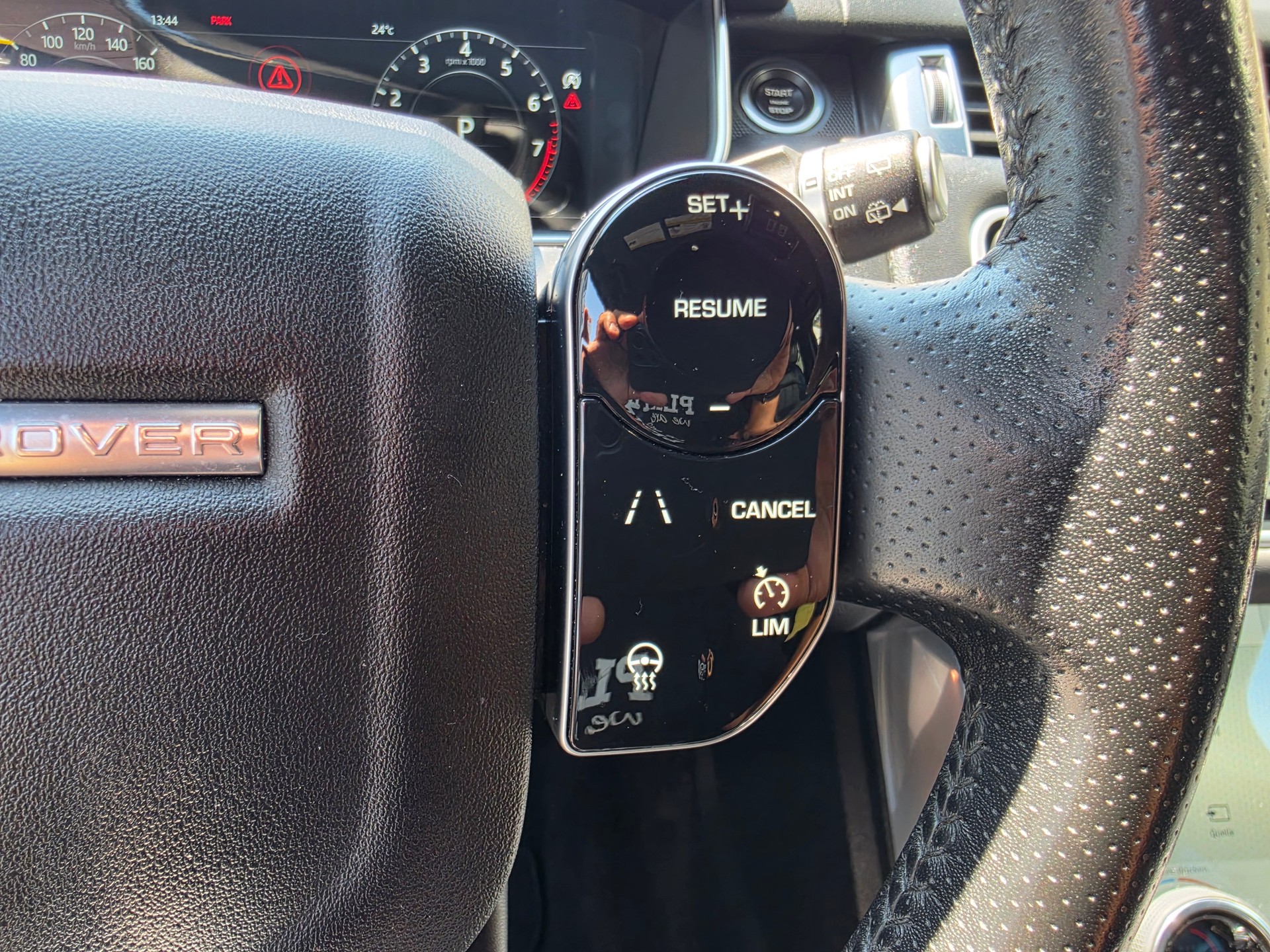 LAND ROVER RANGE ROVER-image-26