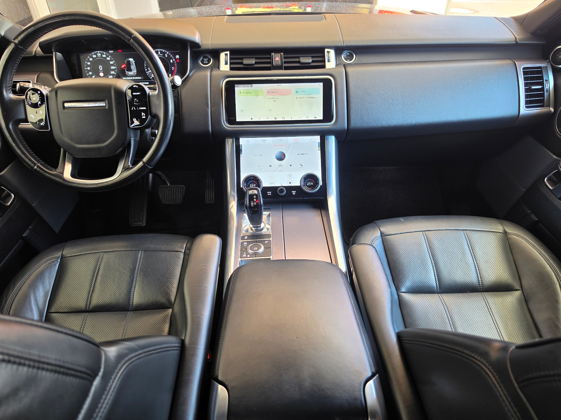 LAND ROVER RANGE ROVER-image-22