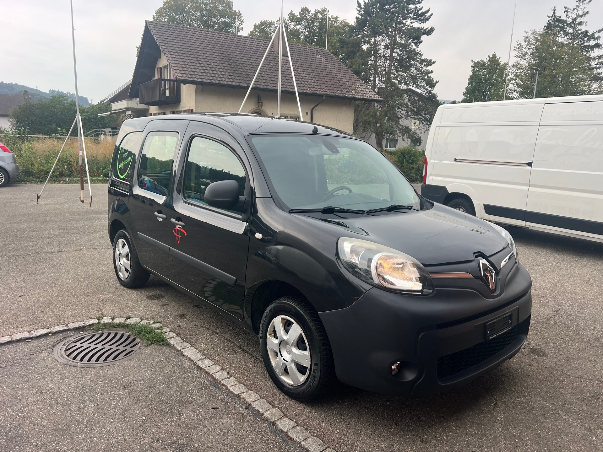 RENAULT Kangoo Z.E. Access