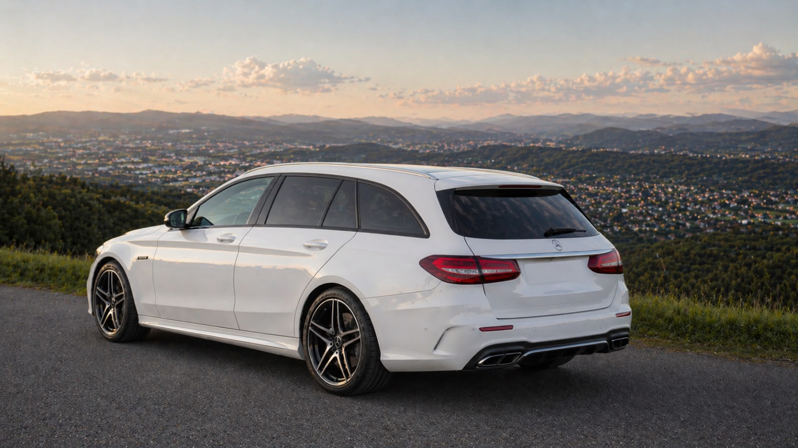 MERCEDES-BENZ C 450 AMG 4matic-image-1