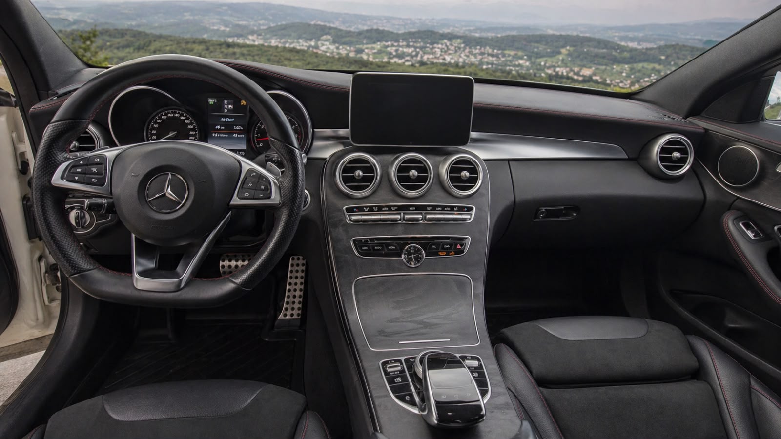 MERCEDES-BENZ C 450 AMG 4matic-image-3