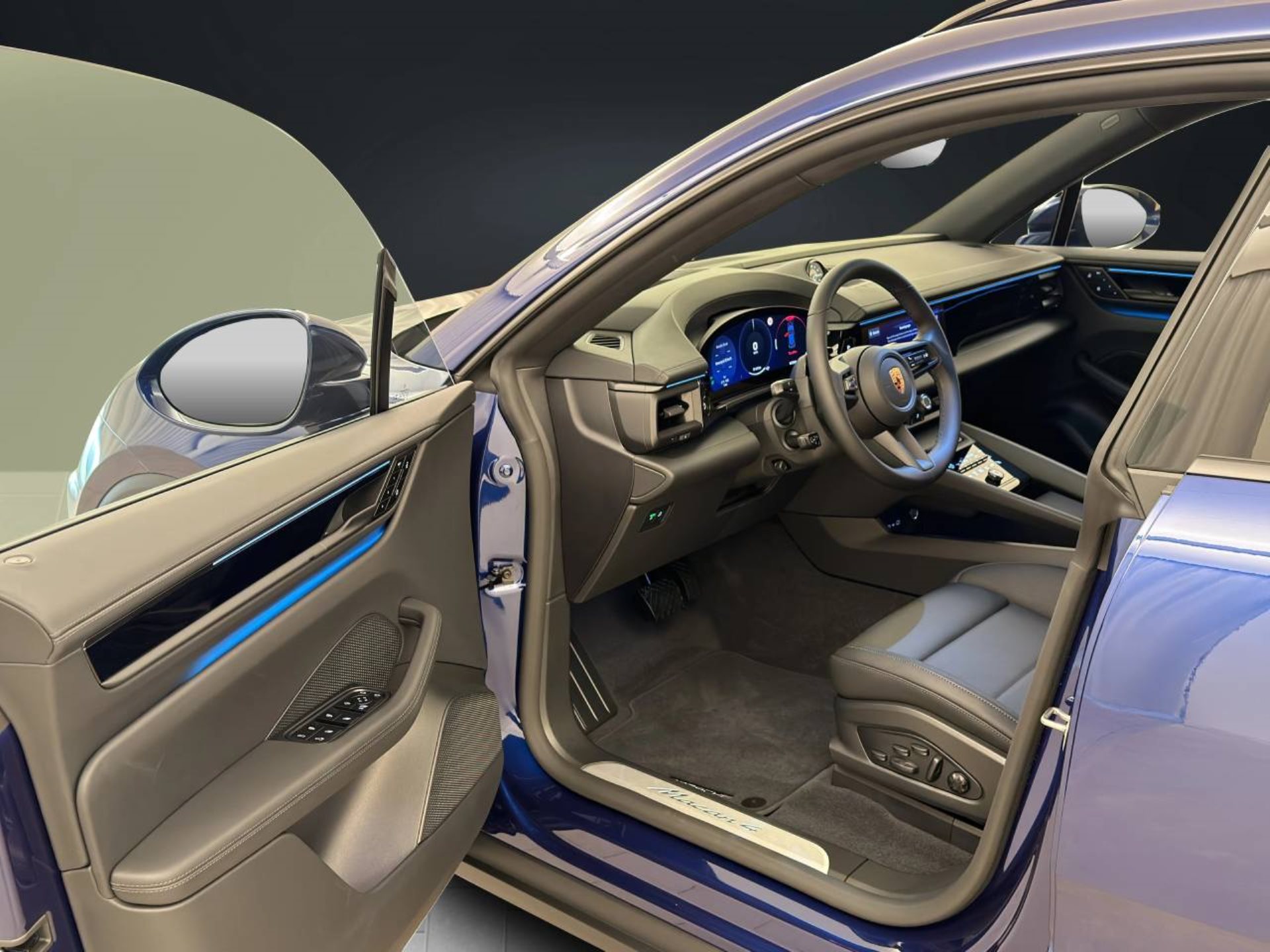 PORSCHE Macan 4-image-3
