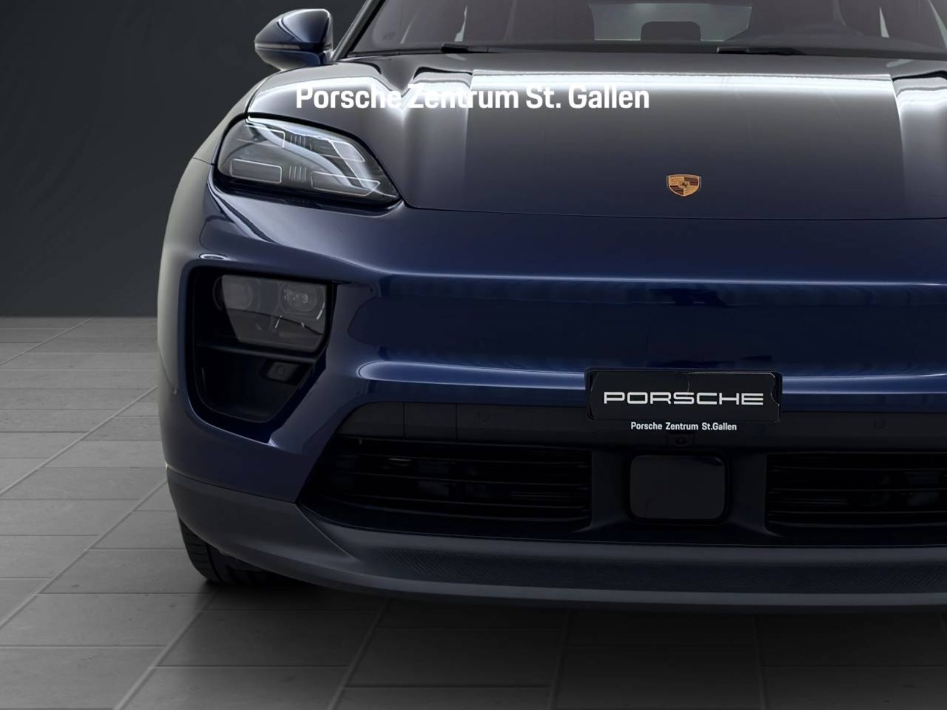PORSCHE Macan 4-image-8