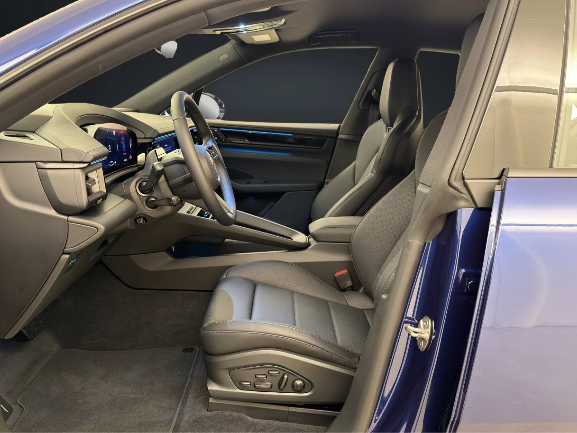 PORSCHE Macan 4-image-4