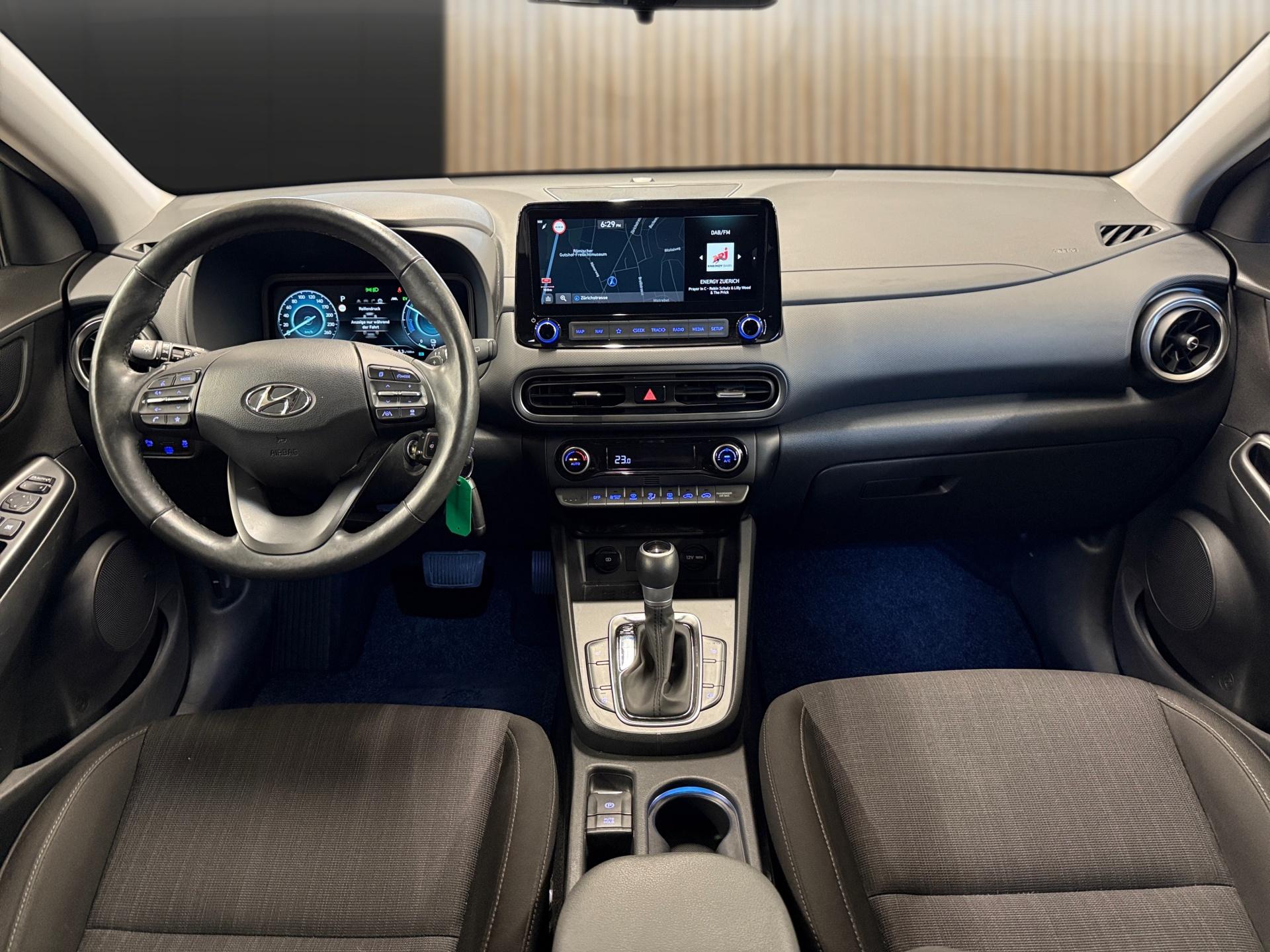 HYUNDAI Kona 1.6 GDi HEV Amplia DCT-image-14