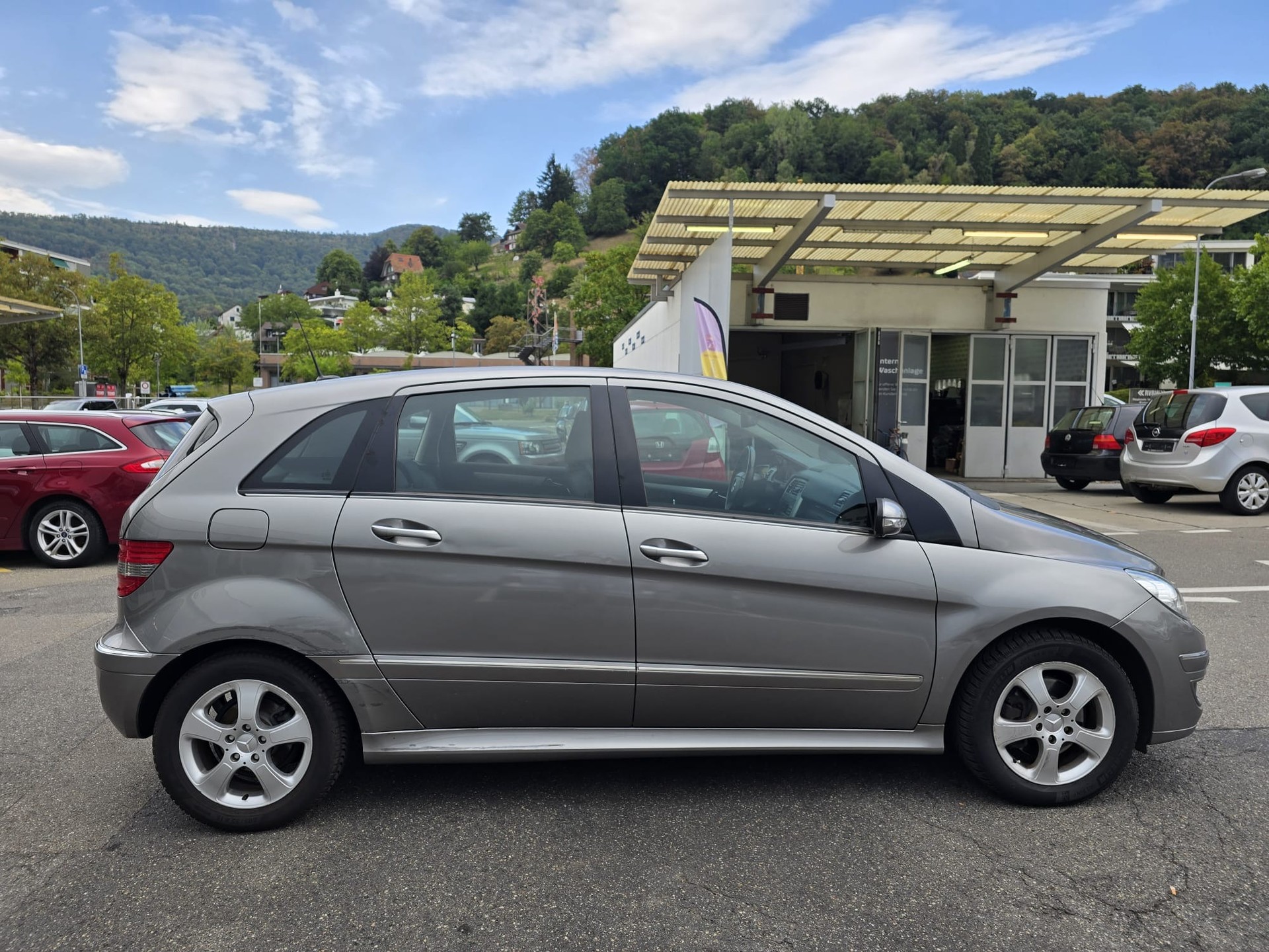 MERCEDES-BENZ B 200 T-image-7