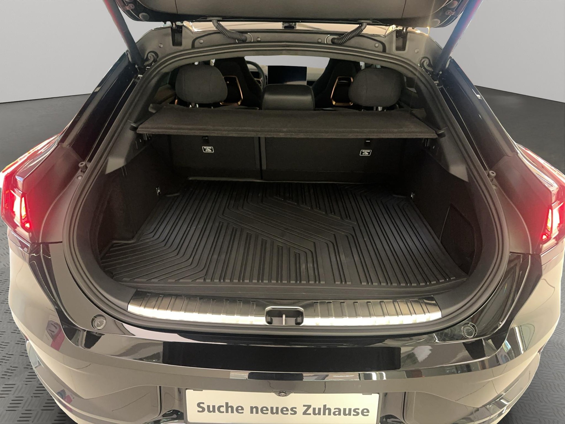 ZEEKR 001 Performance AWD-image-4