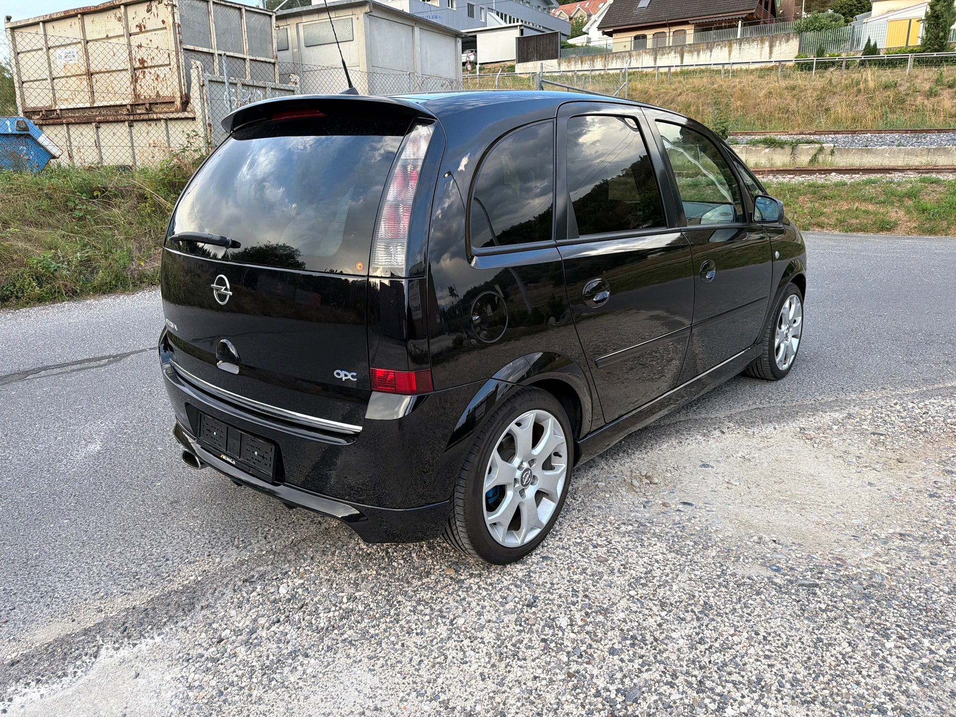OPEL Meriva 1.6i 16V Turbo OPC-image-4