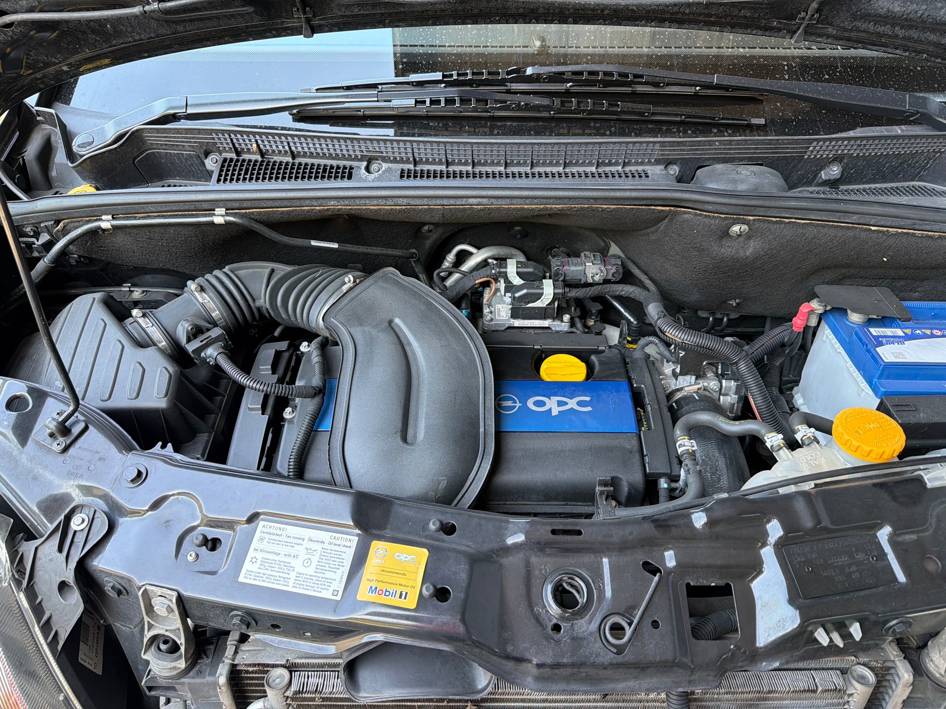 OPEL Meriva 1.6i 16V Turbo OPC-image-15
