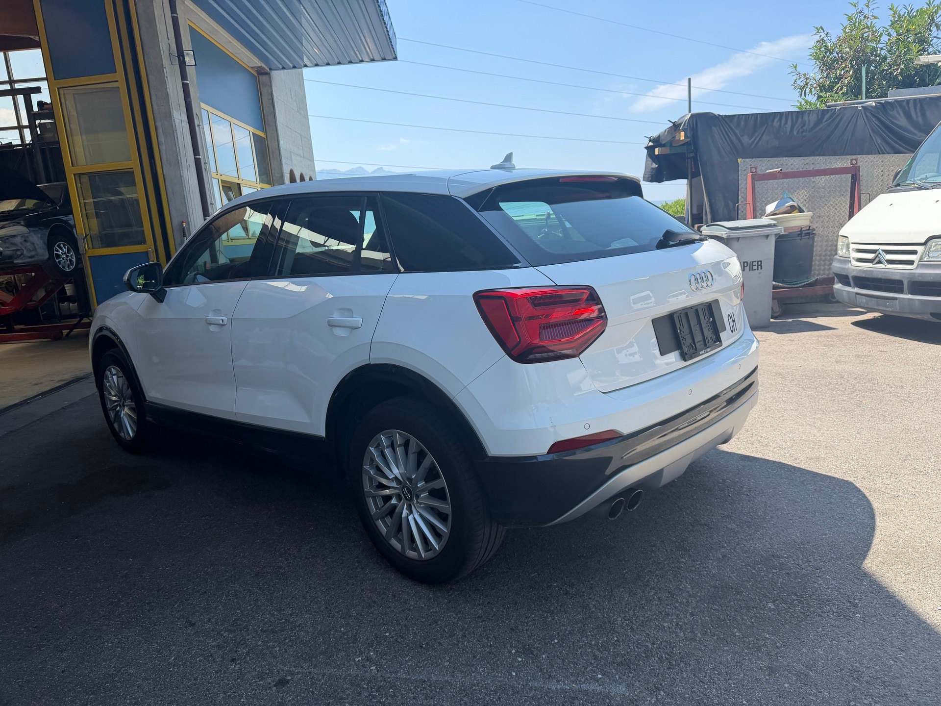 AUDI Q2 1.4 TFSI design S-tronic-image-5