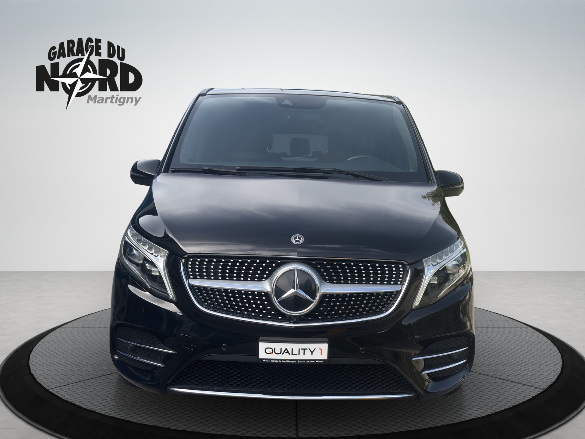 MERCEDES-BENZ V 300 d extralang Avantgarde 9G-Tronic-showroom-element-1