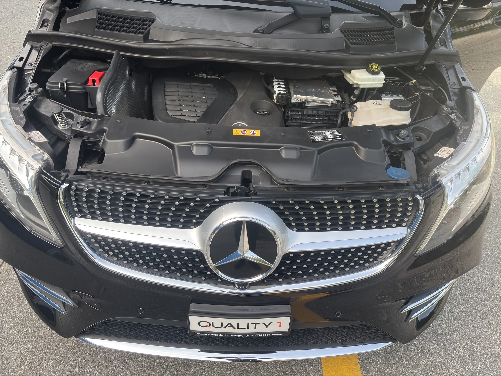 MERCEDES-BENZ V 300 d extralang Avantgarde 9G-Tronic-image-15