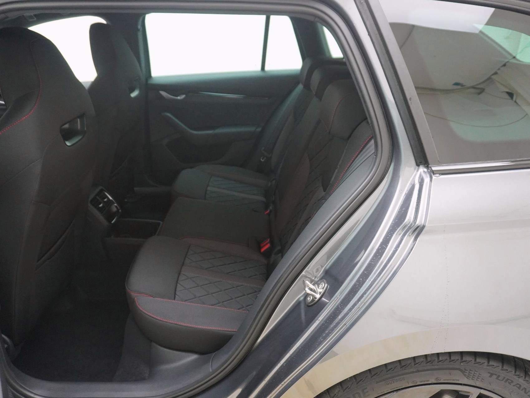 SKODA Octavia 2.0 TSI RS DSG-image-14