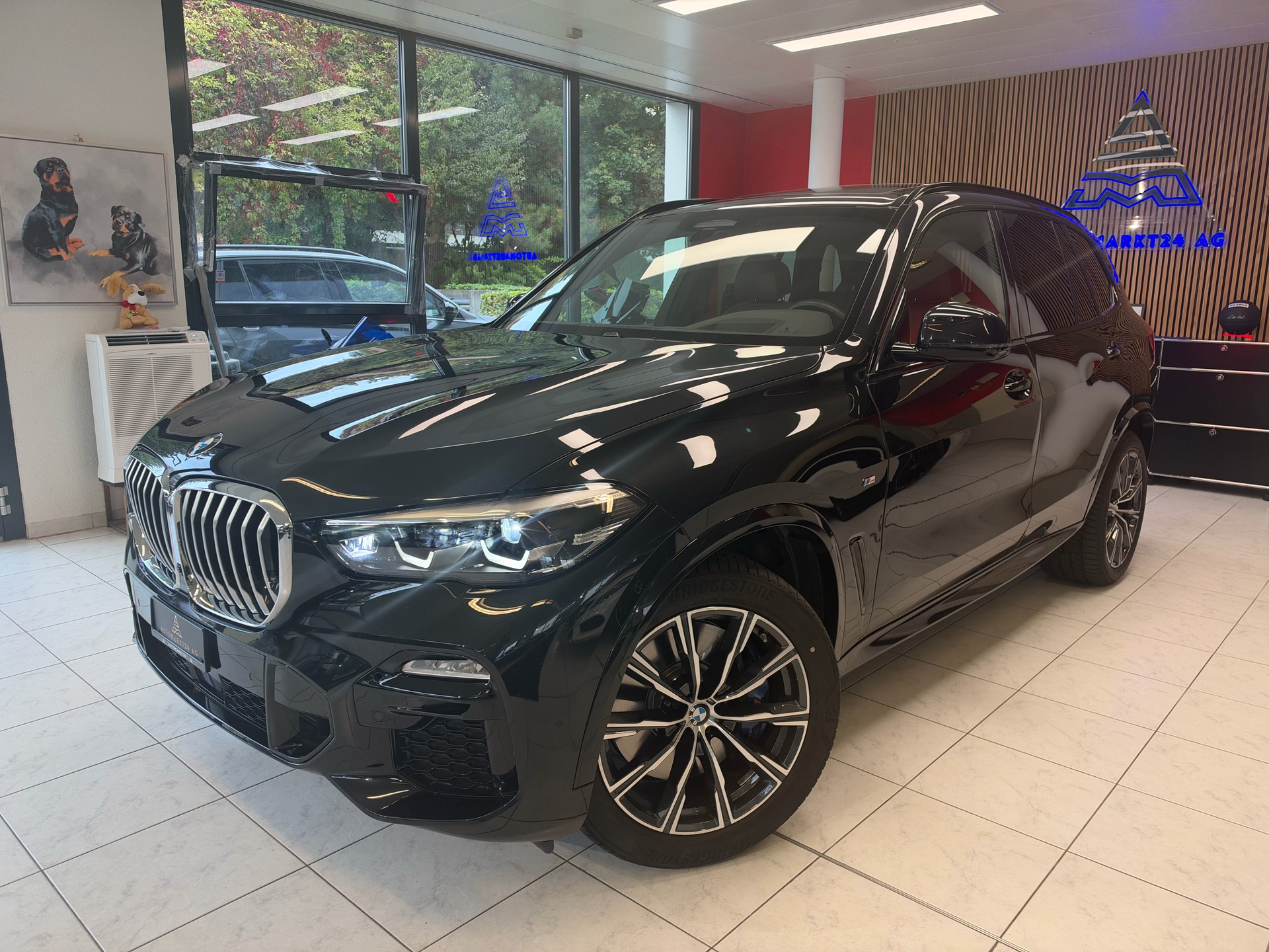 BMW X5 30d xDrive ''M-Sport'' ''BMW Individual'' SAG-showroom-element-2