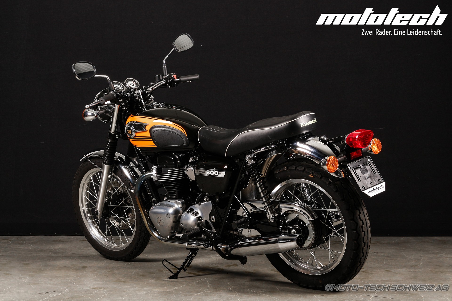 KAWASAKI W 800-showroom-element-2