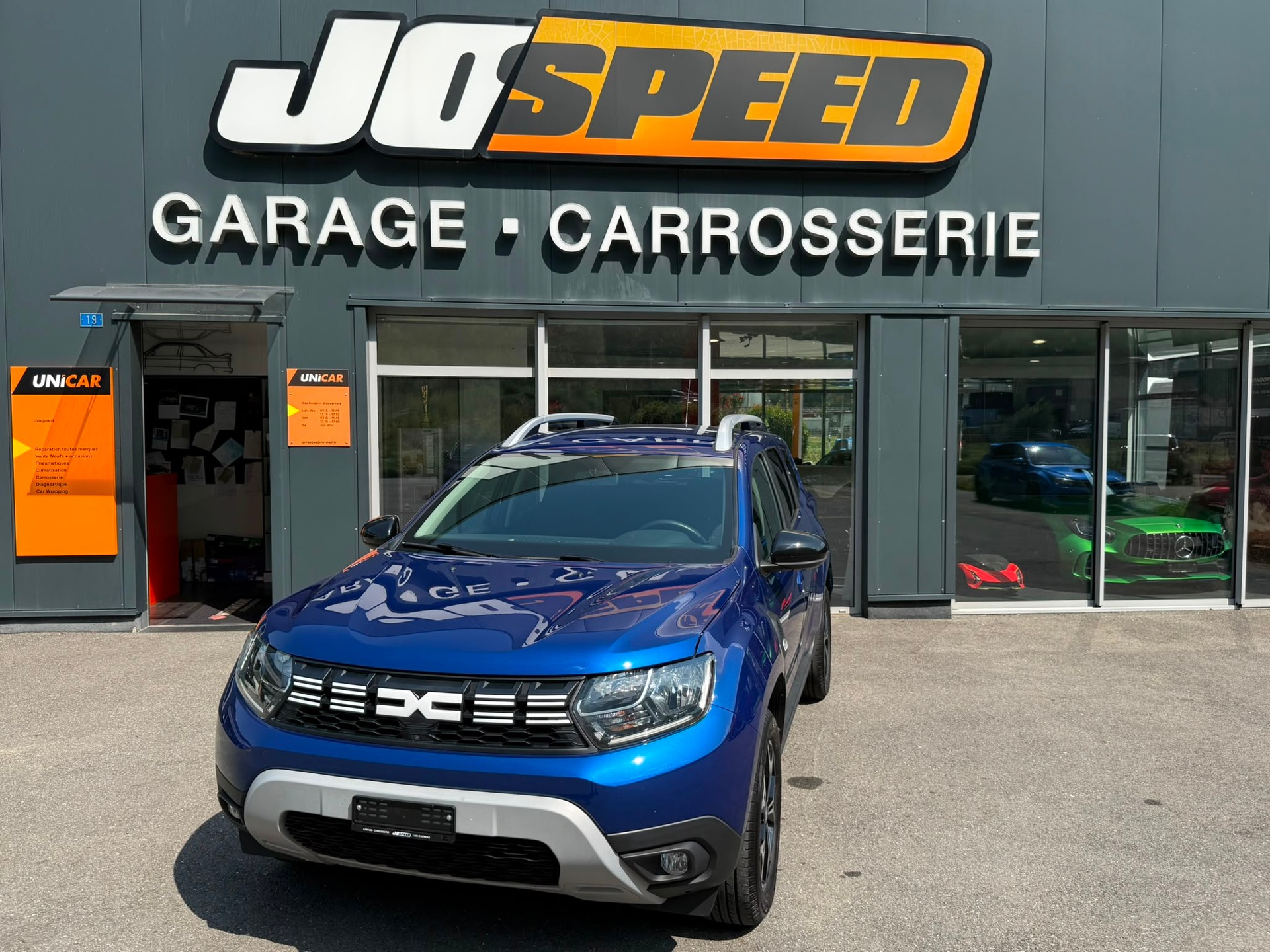 DACIA Duster TCe 150 Celebration 4x4-image-0