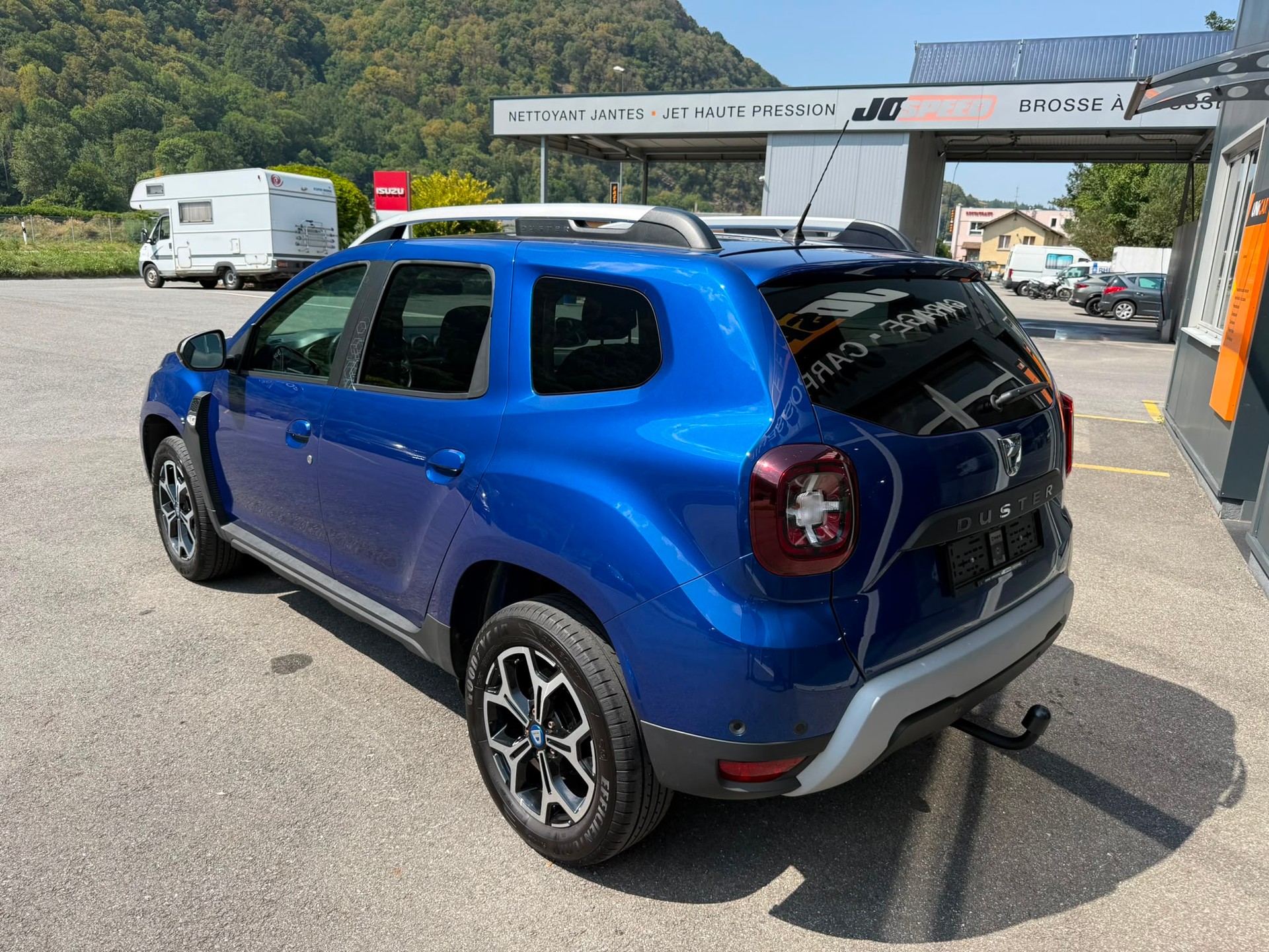 DACIA Duster TCe 150 Celebration 4x4-image-2