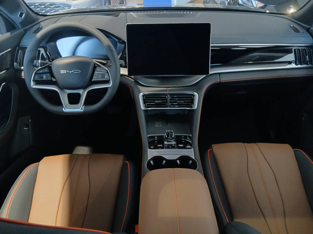 BYD Seal U DM-i Design AWD-image-11