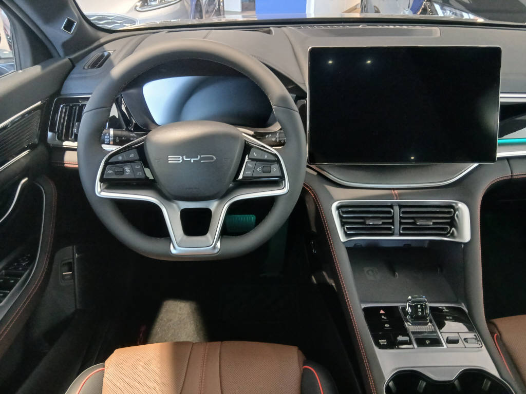 BYD Seal U DM-i Design AWD-image-12
