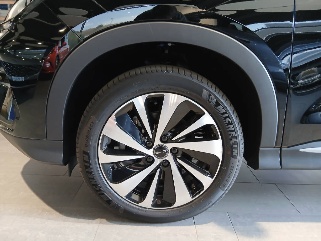 BYD Seal U DM-i Design AWD-image-18