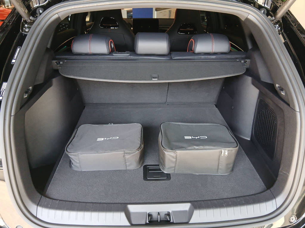 BYD Seal U DM-i Design AWD-image-16