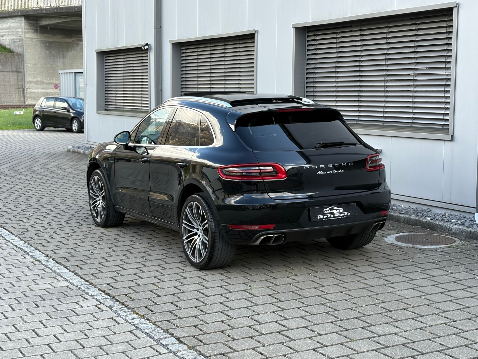 PORSCHE Macan Turbo PDK-image-5