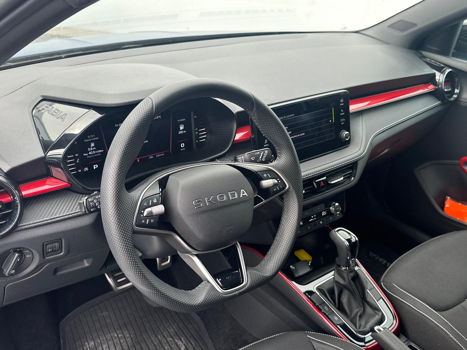 SKODA Fabia 1.0 TSI Monte Carlo DSG-image-8