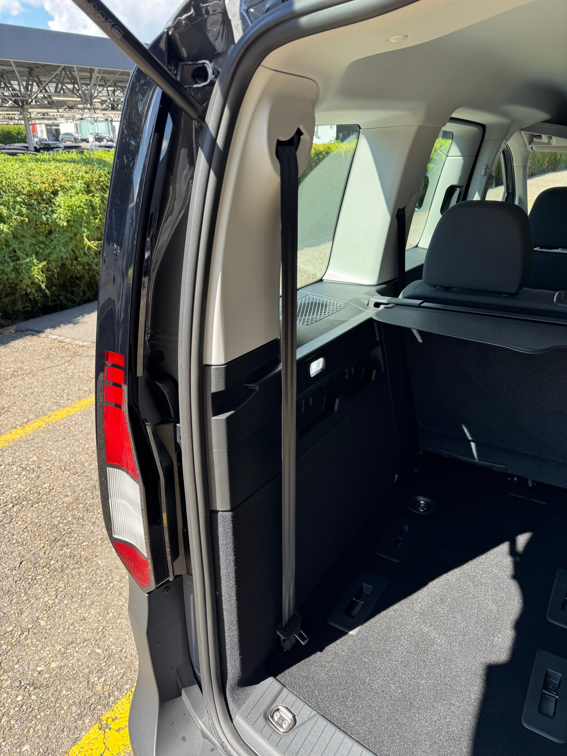 VW Caddy 2.0 TDI Life DSG 122 PS 2 Schiebetüren 5 Jahre Garantie mit 39 % Rabatt !-image-21