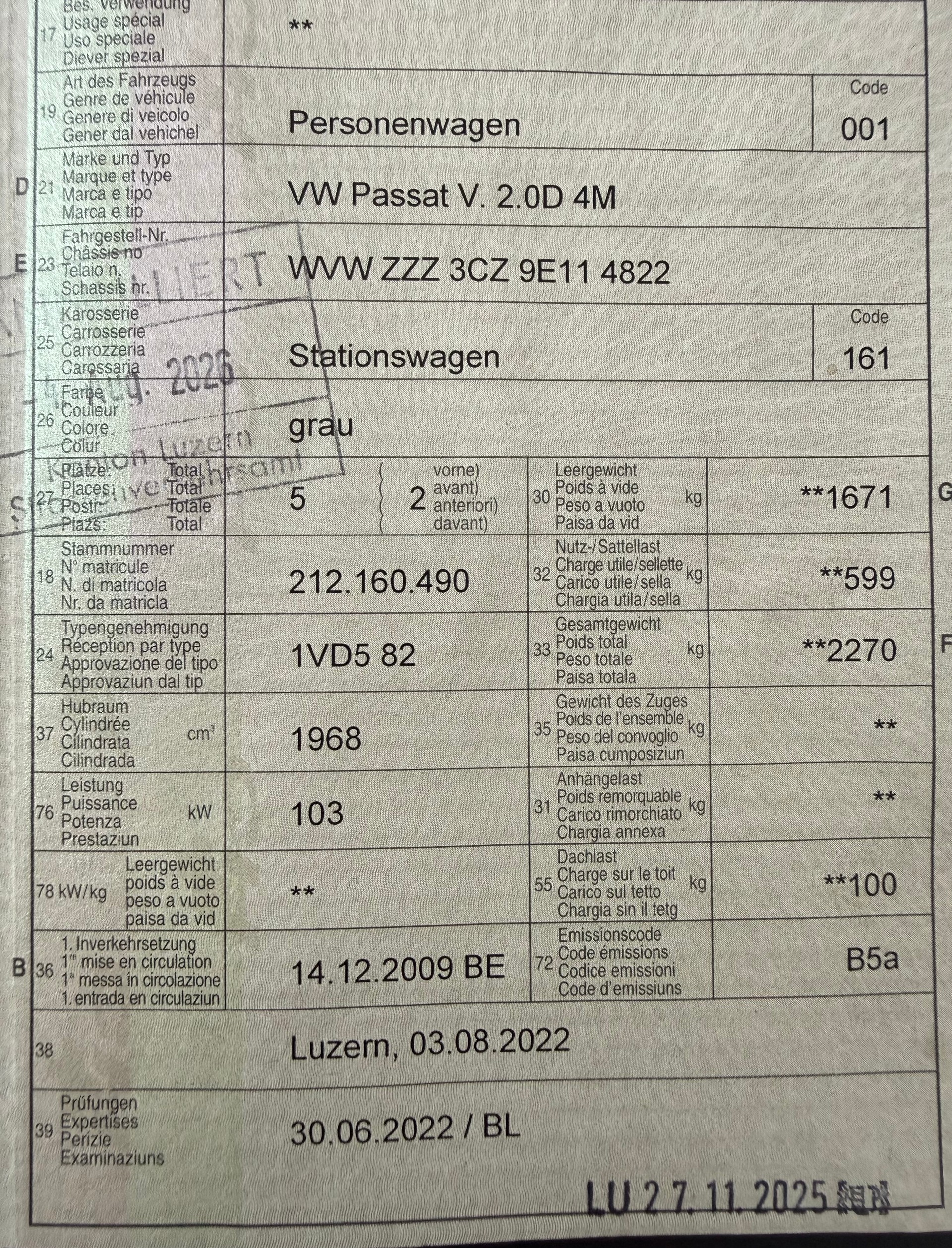 VW Passat Variant 2.0 TDI Trendline 4Motion-image-13