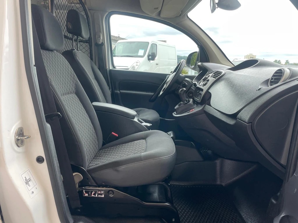 RENAULT Kangoo Medium 1.6 105 Access-image-8