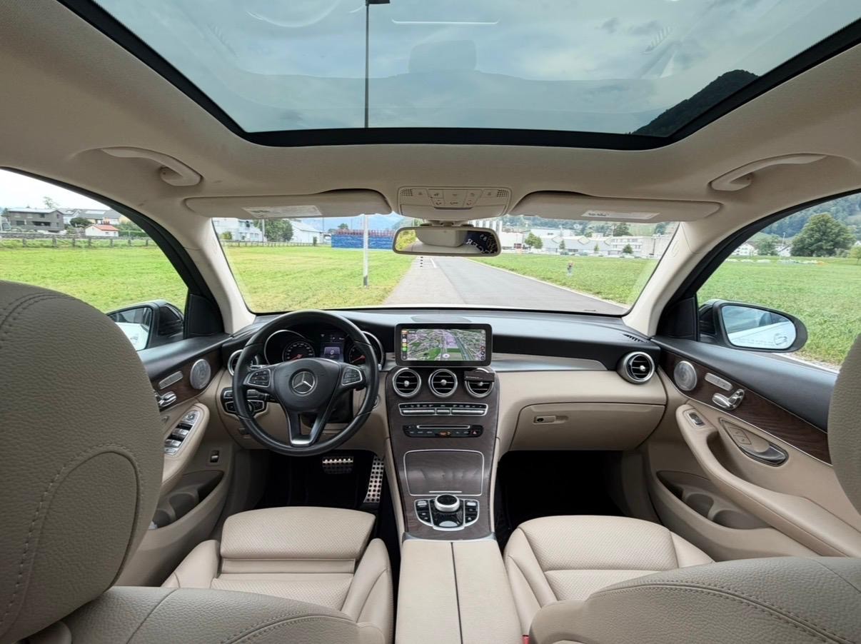MERCEDES-BENZ GLC 300 4-Matic Optic 43AMG-image-2