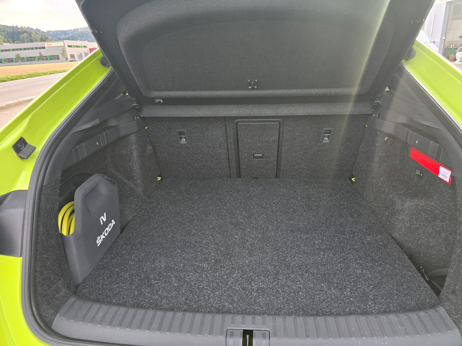 SKODA Enyaq Coupé RS iV 80 4x4-image-4