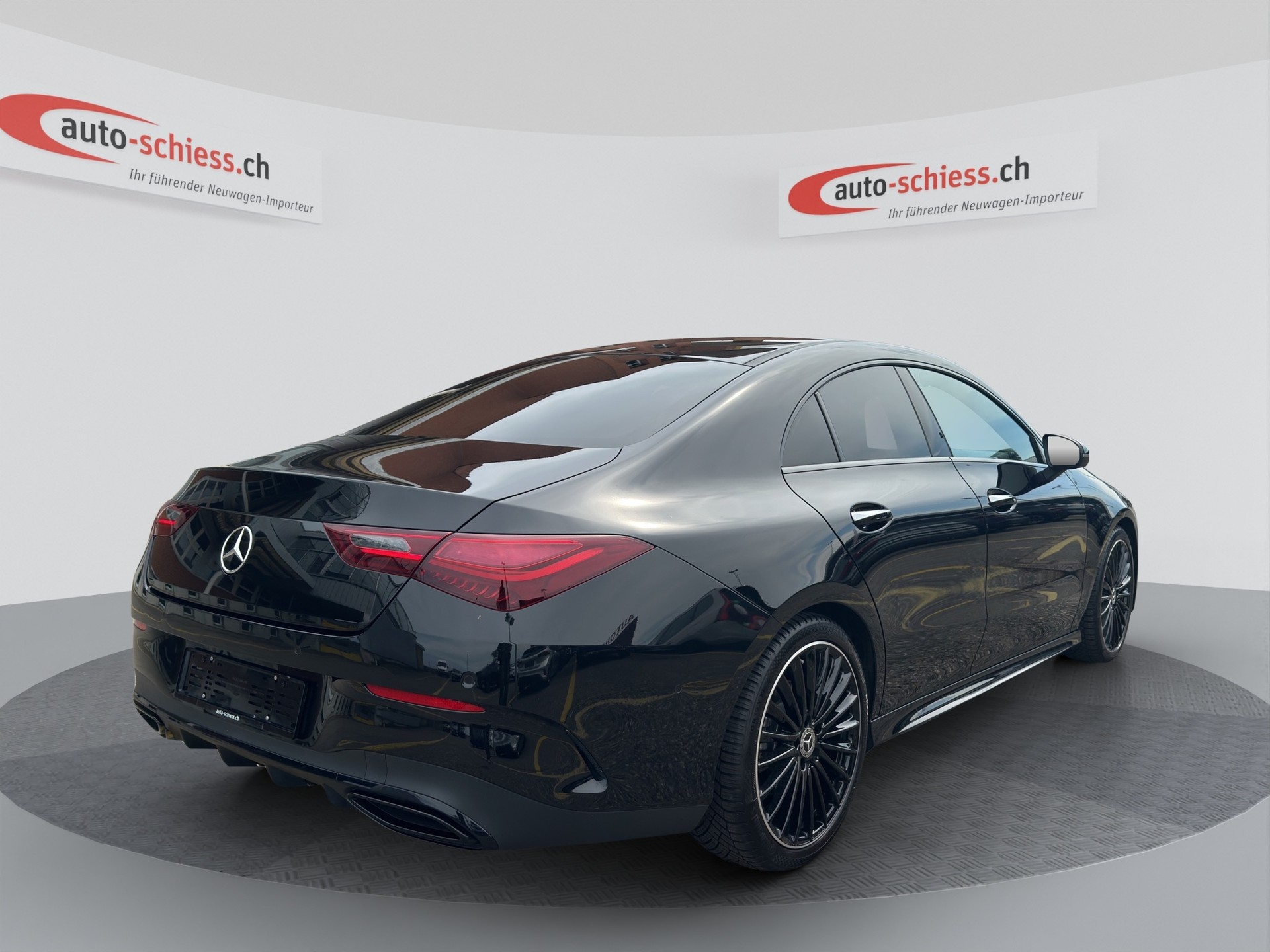 MERCEDES-BENZ CLA 200 d 7G-DCT AMG Edition-image-4