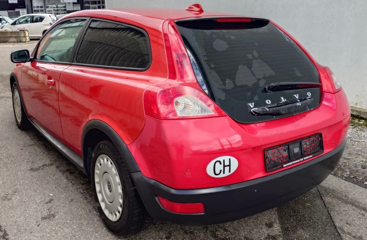 VOLVO C30 1.6 Summum-image-2