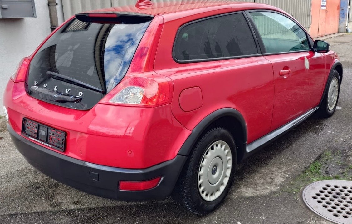 VOLVO C30 1.6 Summum-image-1
