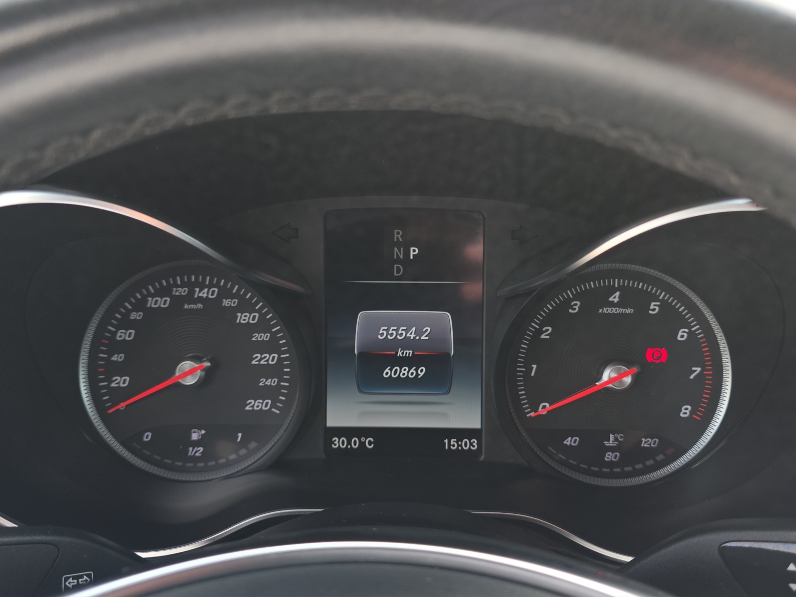 MERCEDES-BENZ GLC Coupé 250 AMG Line 4Matic 9G-Tronic-image-7