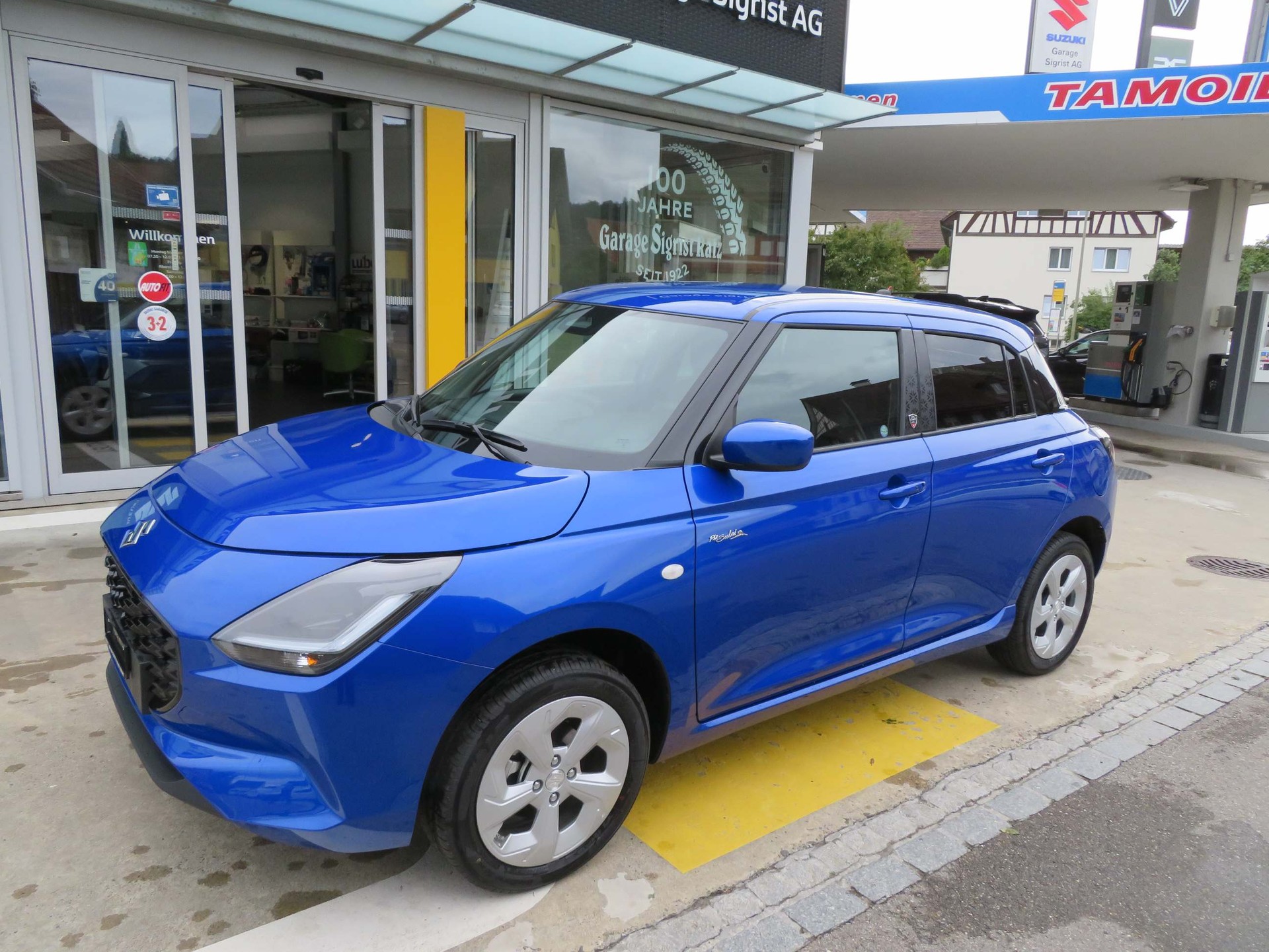 SUZUKI Swift 1.2 Piz Sulai Hybrid 4x4-image-1