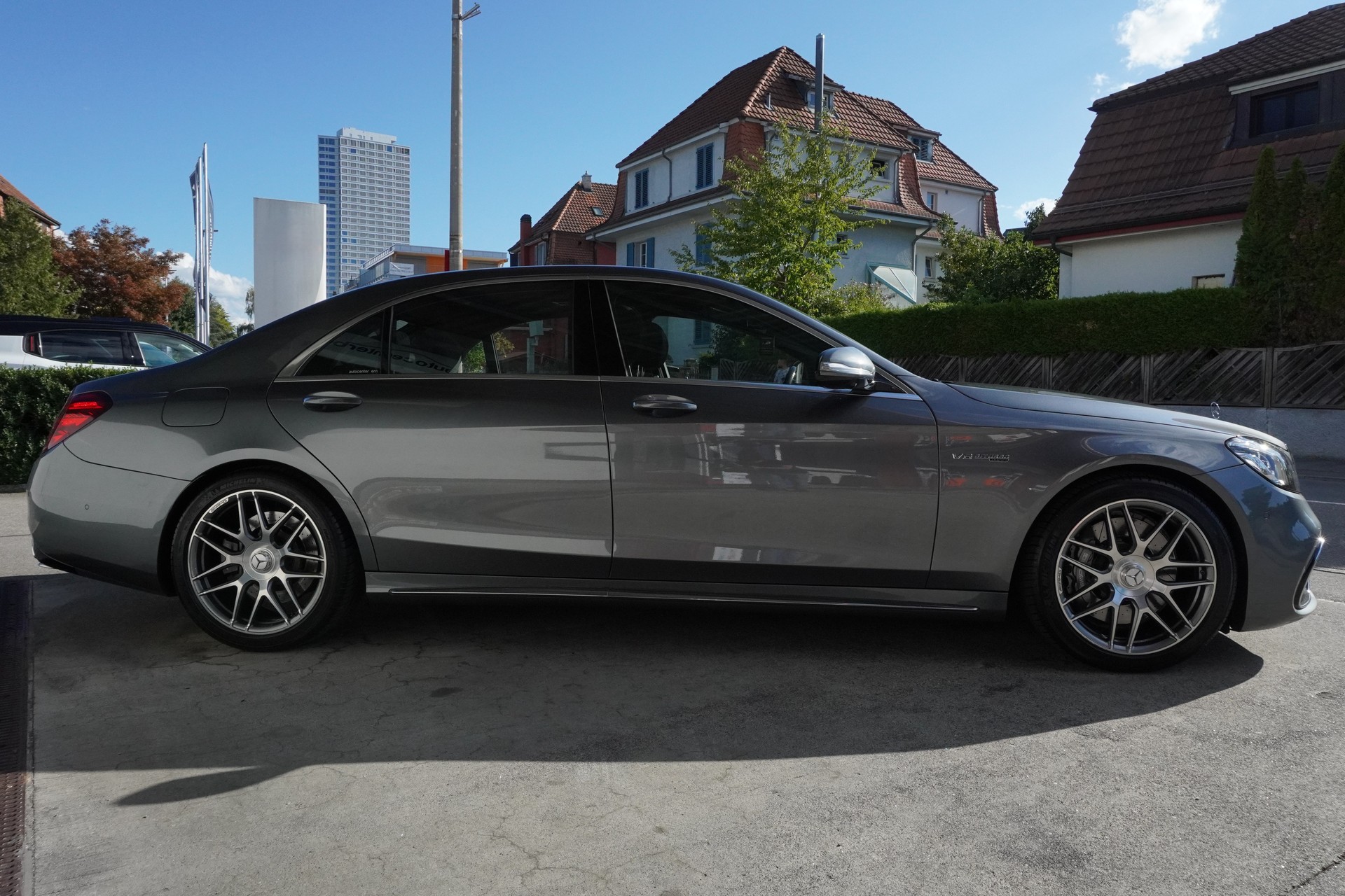 MERCEDES-BENZ S 63 AMG L 4Matic+ 9G-Tronic-image-4