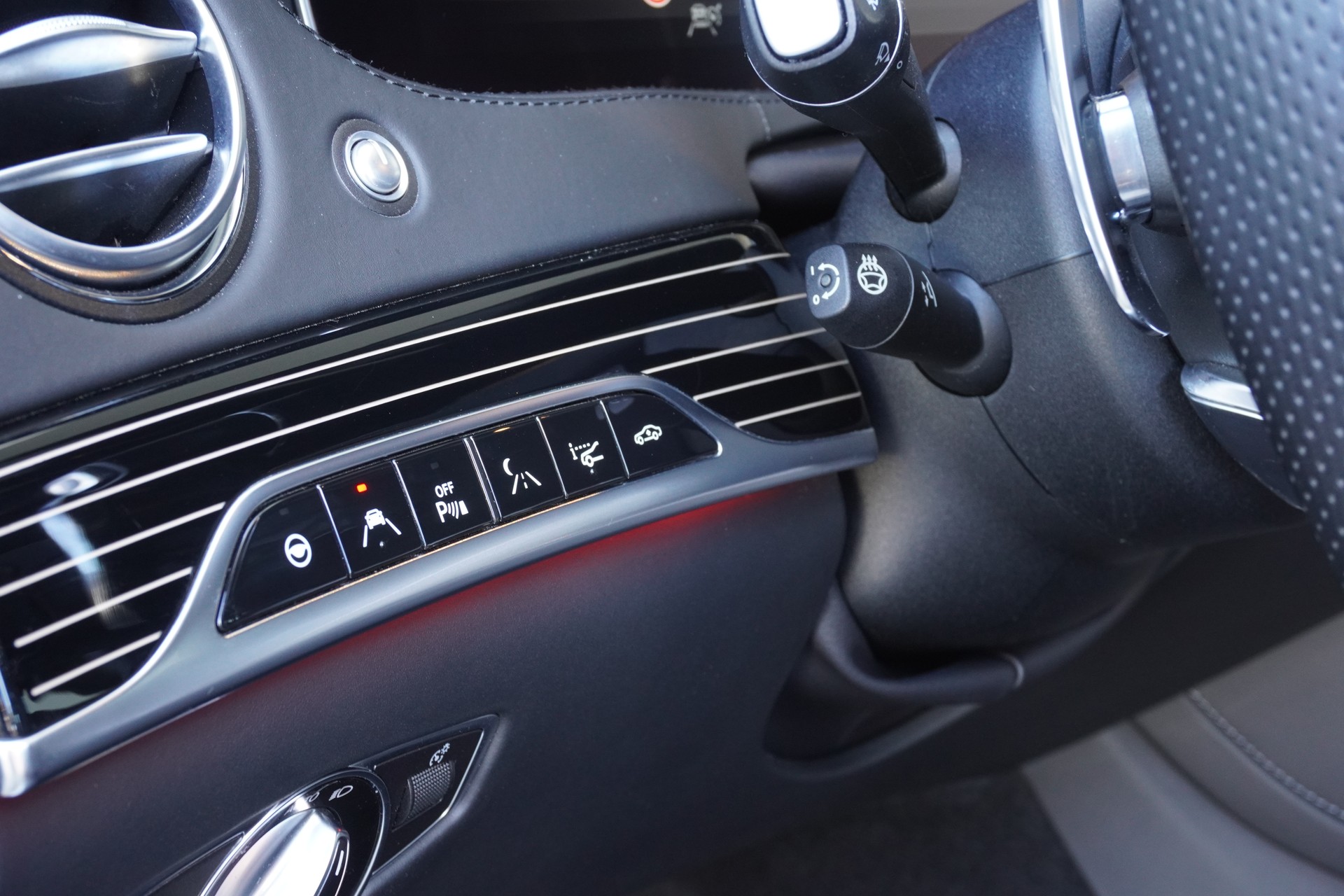 MERCEDES-BENZ S 63 AMG L 4Matic+ 9G-Tronic-image-8