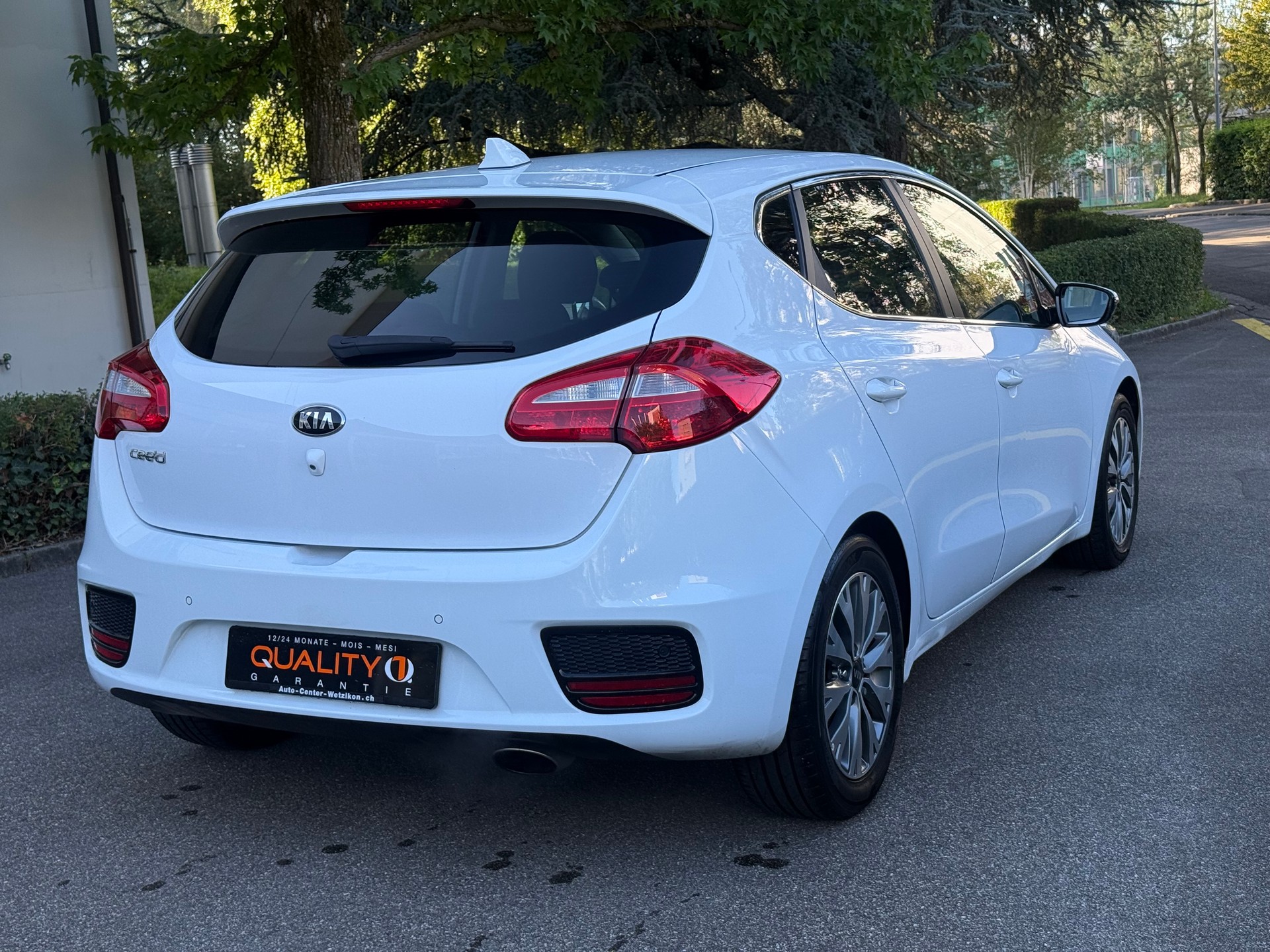 KIA Cee'd 1.6 GDi Trend DCT-image-3